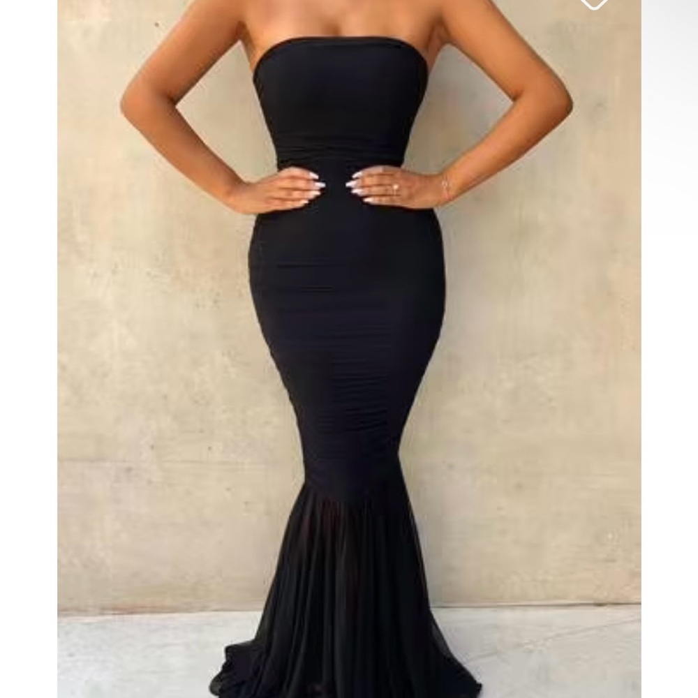 Nookie Ambition Gown - Picture 3 of 3